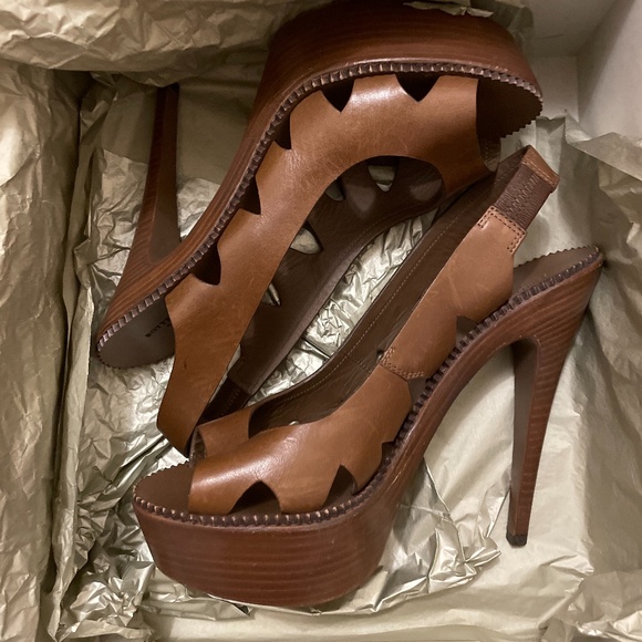 Bottega Veneta Shoes - Bottega Veneta Size 39 Sandal